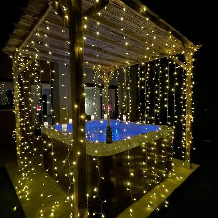 Le Green'Spa - Dijon - Spa-Jardin-Parking Prive Longvic Bagian luar foto